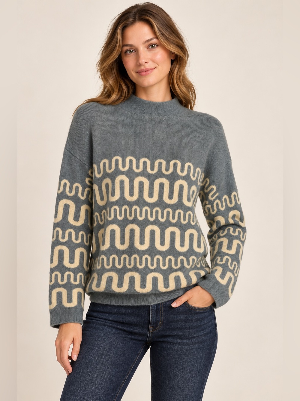 Crewneck Geometric Pattern Sweater in Slate Gray and Cream